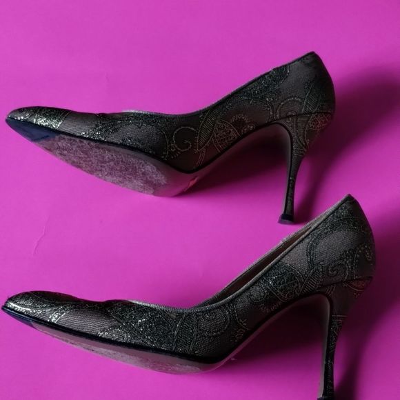 Genuine Dolce Gabbana spiked heels - Picture 2 of 6